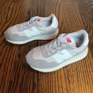 New Balance 237 Kids Sneakers (US 11)